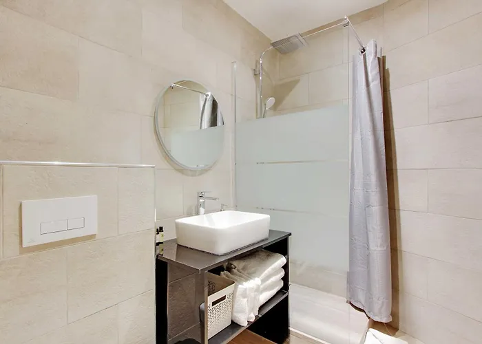 Modern - 1br 4p - Le Marais Paris